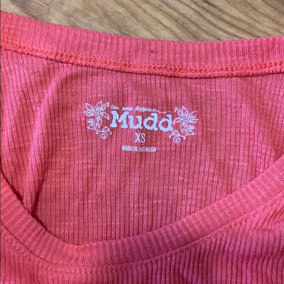 Basic ribbed tank - Picture 3 of 3